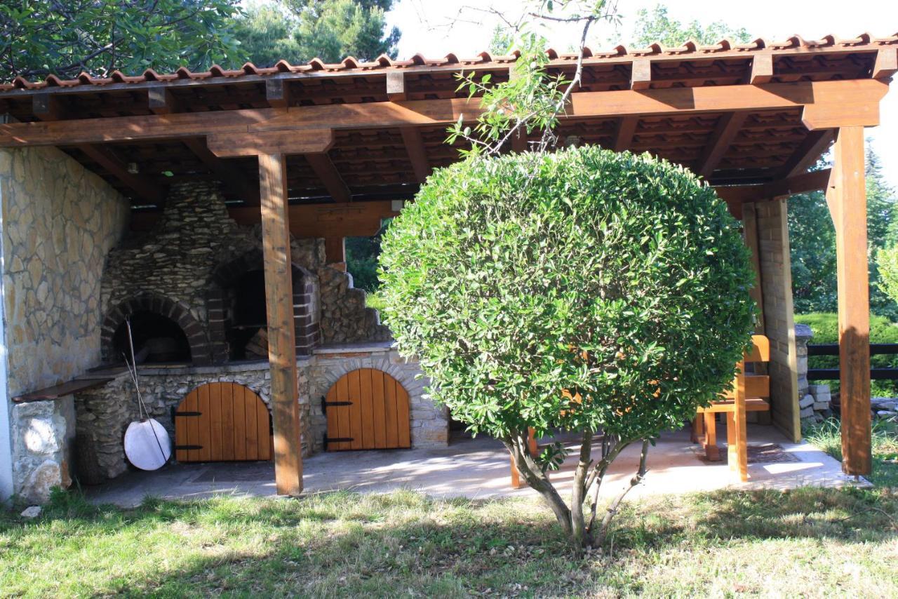 Holiday Home Radmila Premantura Exterior photo